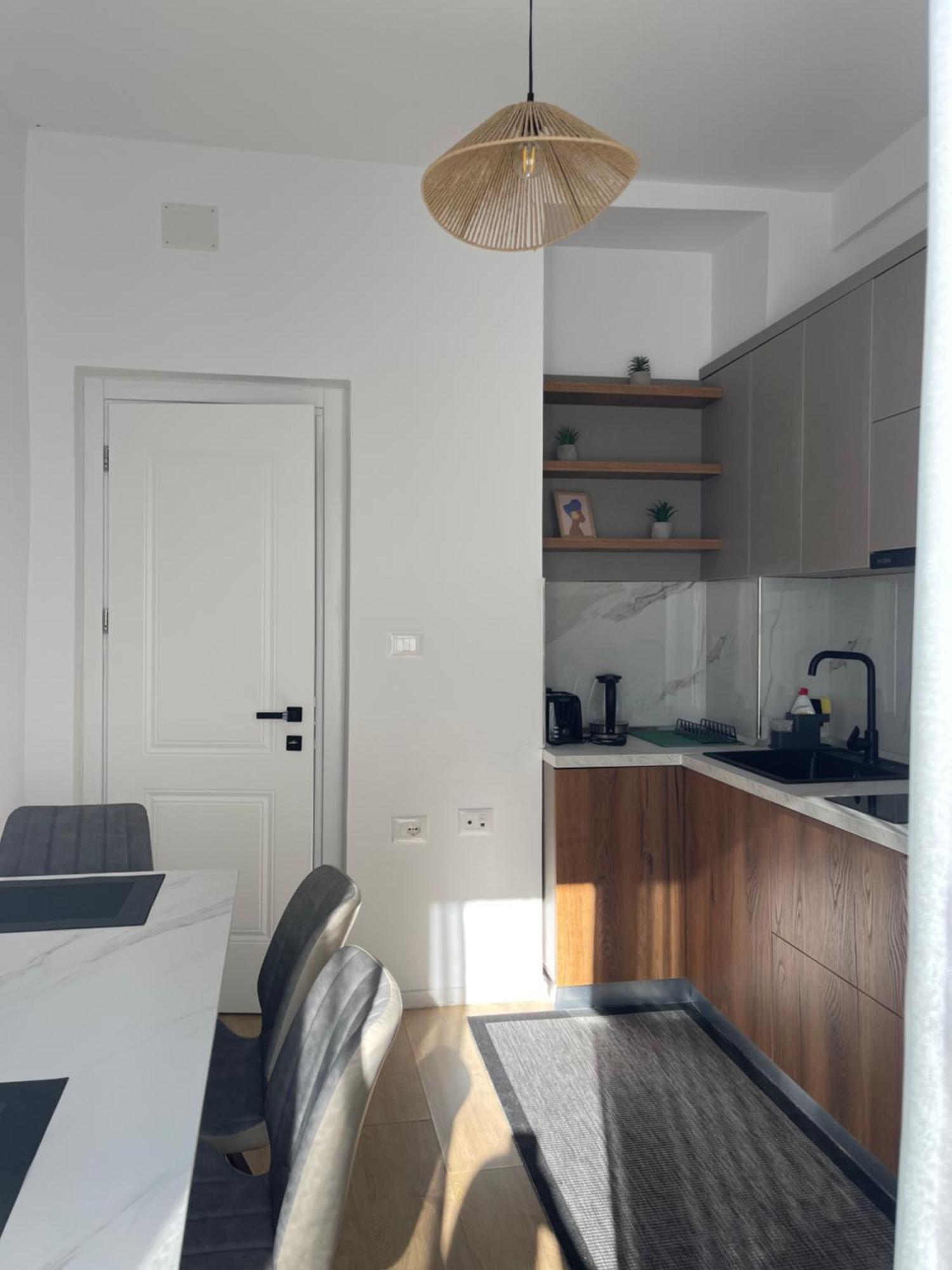 Sunny City Center Apartment Lezhë 外观 照片