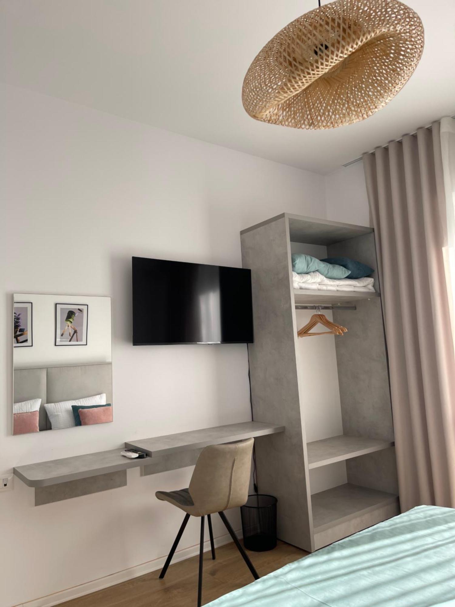 Sunny City Center Apartment Lezhë 外观 照片